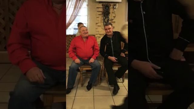Дедушка от души рассказывает стих своей молодости смотреть онлайн