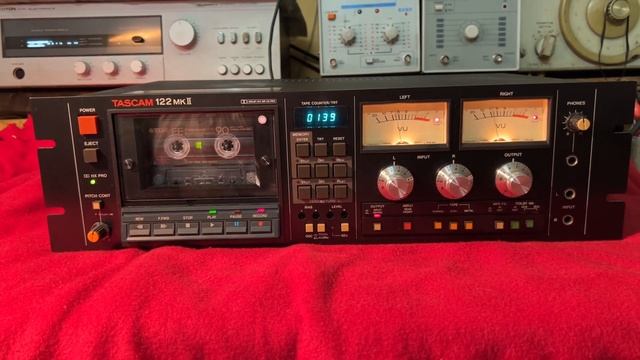 Tascam 122 Mk2, был ранен, но снова в строю смотреть онлайн