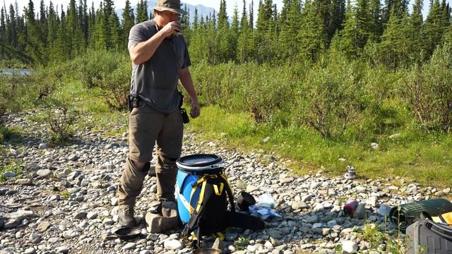 Hart of the YUKON - 14 Days Solo Camping in the Yukon Wilderness - Special Episode смотреть онлайн