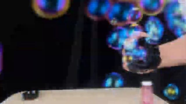 Набор генератор мыльных пузырей "Миниган", розовый / Мыльные пузыри Пулемет Гатлинга смотреть онлайн