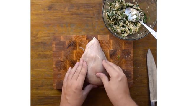 Куриная грудка фаршированная шпинатом и сыром | Рецепт сочной грудки смотреть онлайн