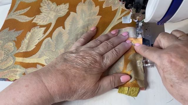 Новая оригинальная пицца. Стежка. Косметичка-бочонок