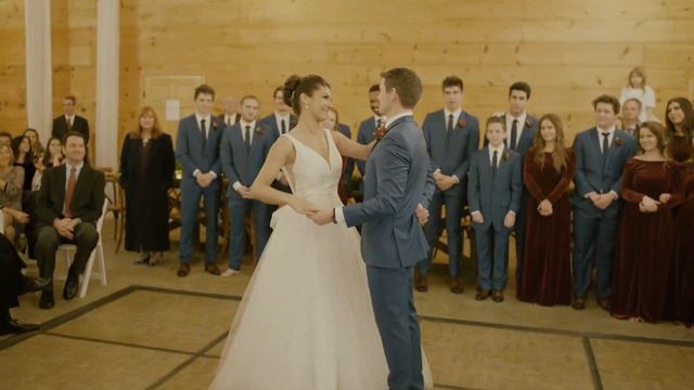 La Valse de L'Amour - James + Savannah First Dance смотреть онлайн