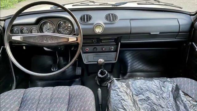 КАПСУЛА ВРЕМЕНИ: АБСОЛЮТНО НОВЫЙ ВАЗ-2106 С ПРОБЕГОМ 1742 КИЛОМЕТРА смотреть онлайн