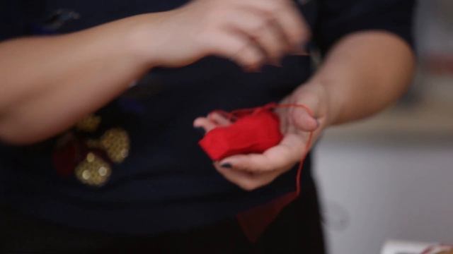 Советы дизайнера: Новогодние украшения своими руками! смотреть онлайн