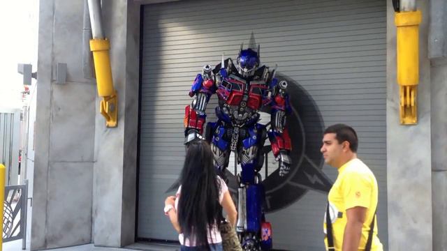 Живой Трансформер. Transformer