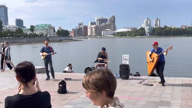 Уличные музыканты смотреть онлайн