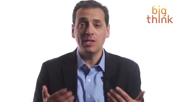 How to Persuade Others with the Right Questions: Jedi Mind Tricks from Daniel H. Pink | Big Think смотреть онлайн