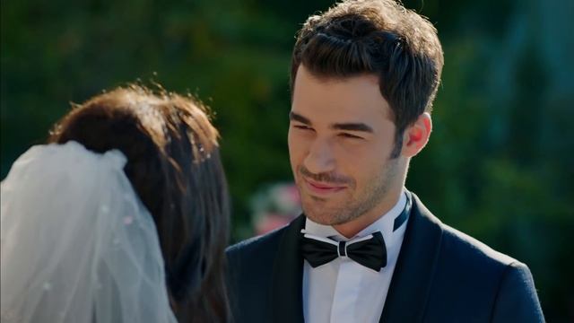 Aslı Ve Burak'ın Mutlu Sonu - Çilek Kokusu 23. Bölüm