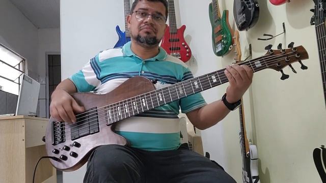 Baixo Luthier Paulo Lima SP  Captadores Bartolini Soapbar SB Circuito Aguilar Opb-3