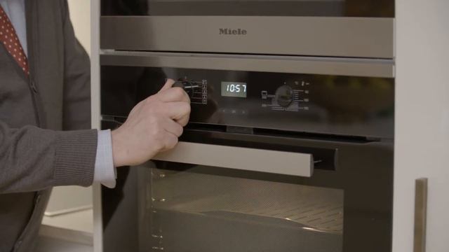 What to do before using your Miele Oven for the first time смотреть онлайн