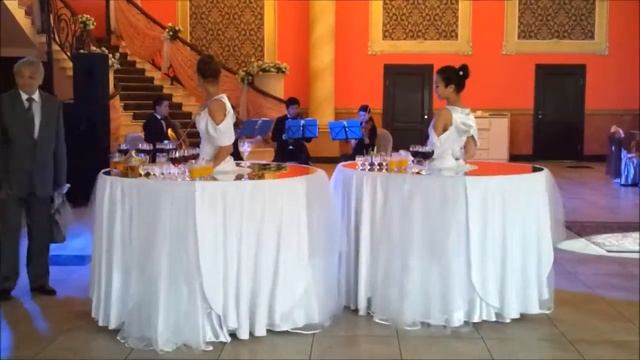 леди фуршет, девушка стол, живой стол на фуршет,девушка фуршет