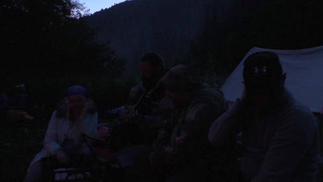 Мельница - Волкодав. Кавер под гитару у костра.