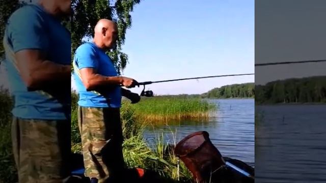 13.08.2017, рыбалка на фидер у Яузовского в/д дистанция 46м глубина 2,7м. смотреть онлайн