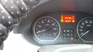 Плавают обороты на Рено сандеро.