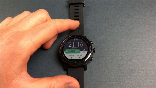 Huami Amazfit Stratos: Utilisation et ergonomie смотреть онлайн