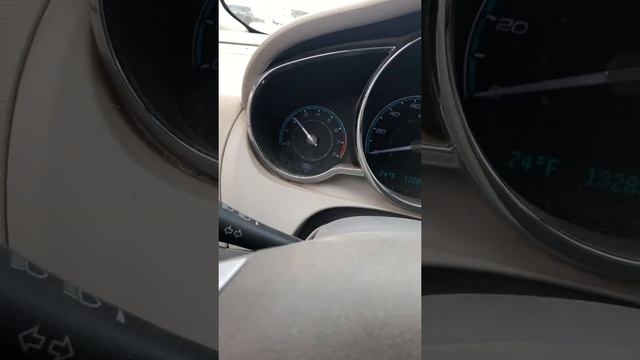 2012 Chevy Malibu Muffler Delete (Revs) смотреть онлайн