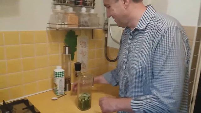 Айран- приятный напиток летом. Народный способ. Просто, вкусно, быстро. Мужская кухня. смотреть онлайн