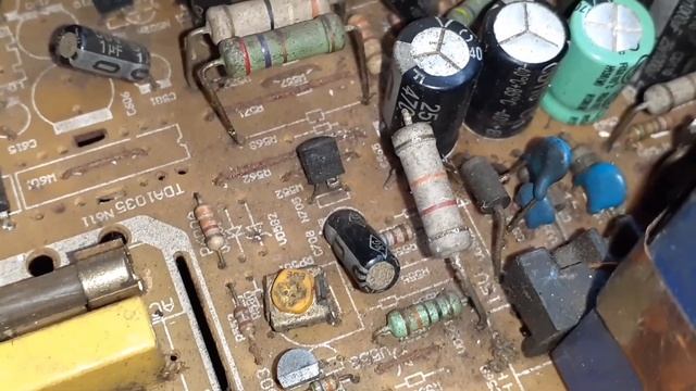 Como reparar tv falla señal falta voltaje en el selector (33 voltios) смотреть онлайн