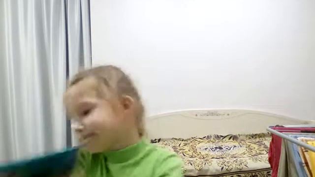 Моя лампа и слайм в сетки а ещё школьные принадлежности смотреть онлайн