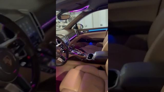 Контурная, атмосферная, светодиодная Ambient Linght подсветка в любое транспортное средство смотреть онлайн