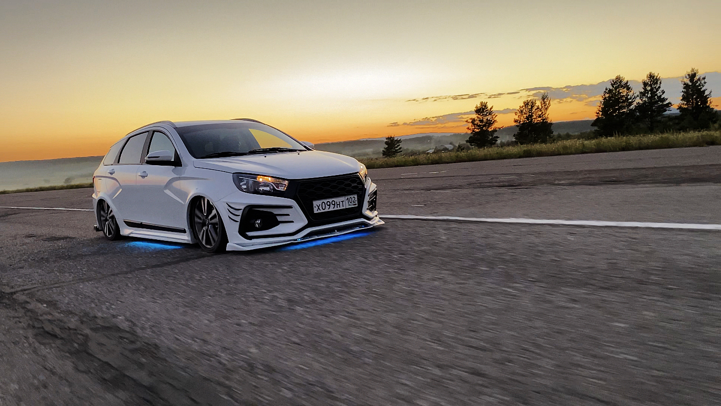 Исполнил МЕЧТУ детства! НЕОНОВАЯ ПОДСВЕТКА в стиле UNDERGROUND смотреть онлайн