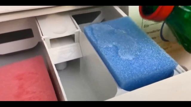 Поэтому нужно положить 2 губки в отсек стиральной машины ? ЭТО гениально ? смотреть онлайн