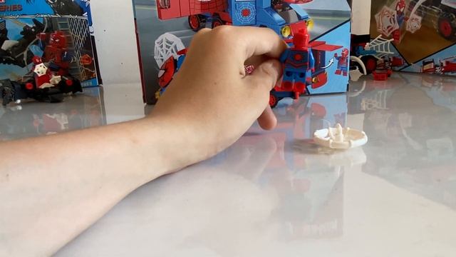 Нашел секретный бокс с куча лего? смотреть онлайн