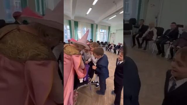 Глеб школа 1 класс, осенний праздник смотреть онлайн