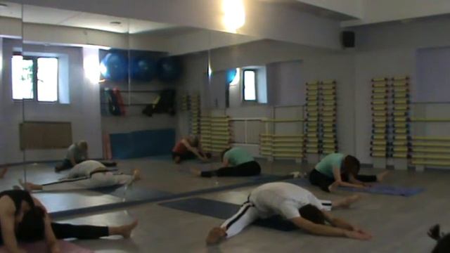 Занятие 1. ч.2. Поперечный шпагат. Плечевой пояс. Голеностопы. смотреть онлайн