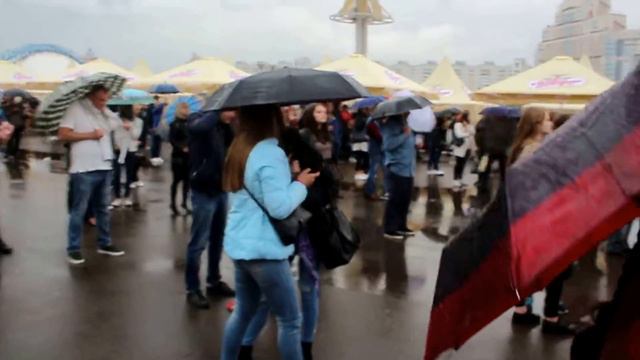 Минск. День Независимости. 3 июля 2018г. 41ч.(50). Потрясающий голос! у Дворца спорта. Беларусь. смотреть онлайн