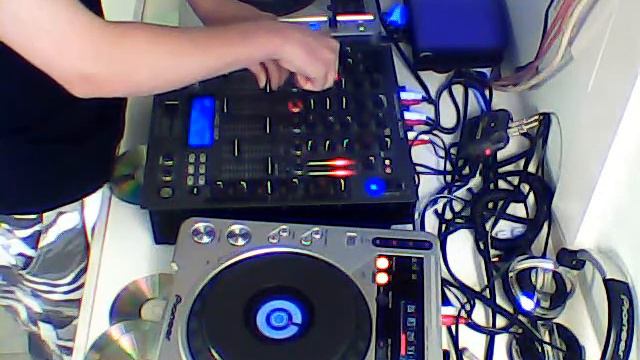 hard house mix 2011 Gricks (mixed dj's) смотреть онлайн