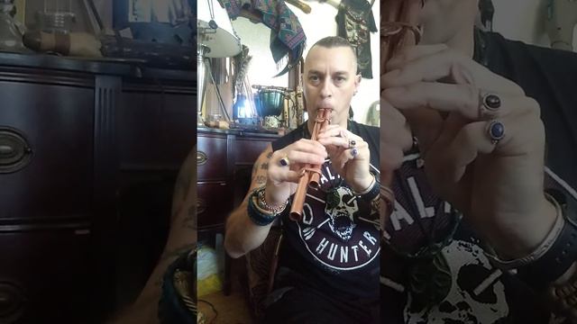 Irish B Copper penny whistle + G# drone and overtone flute. смотреть онлайн