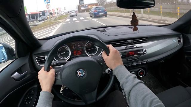 2011 Alfa Romeo Giulietta 2.0JTDm-2 140HP | POV TEST DRIVE | 0-100 ACCELERATION by #GearUp смотреть онлайн