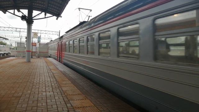 Эр2р-7049 ст Люберцы-1 одна из последних в МО смотреть онлайн