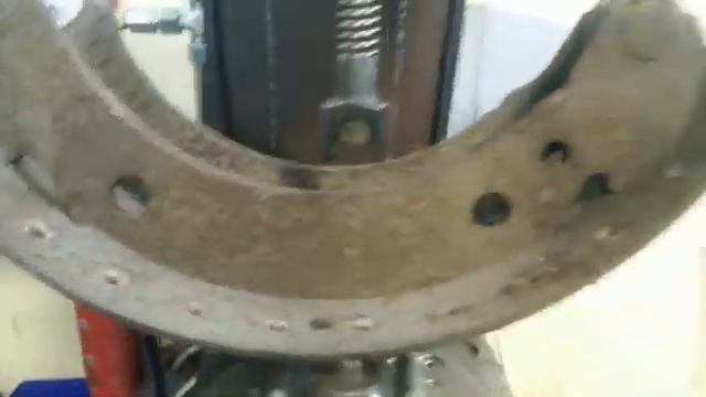 Станок для клепки тормозных накладок. (Правильная клепка колодок)