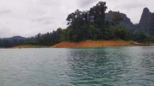 Excursion to Cheo Lan Lake, Khao Sok Na Экскурсия на озеро Чео Лан , заповедник Као Сок,Тайланд смотреть онлайн