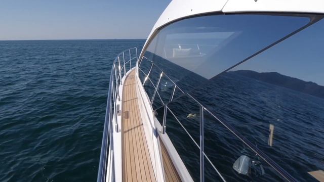 Спортивная яхта - Azimut S6 | Подробный обзор на русском