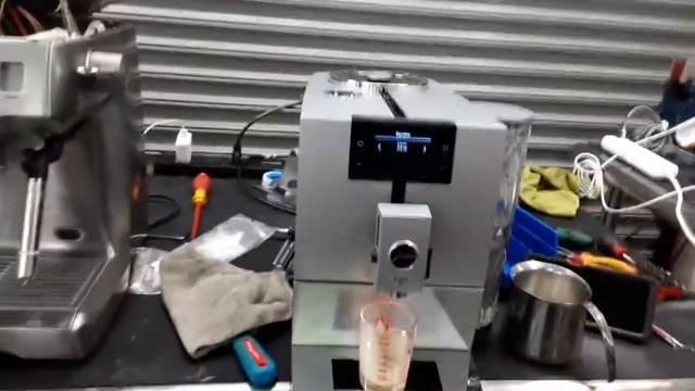 Brew unit cleaning - Jura Ena 8 - 4467 test смотреть онлайн