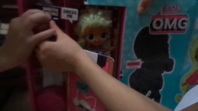 Новогодняя распаковка LOL OMG Lady Diva. смотреть онлайн