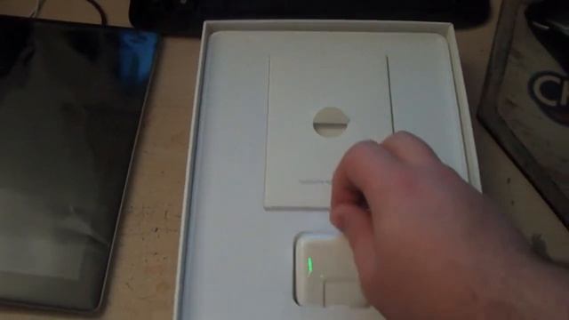 iPad 2 Unboxing смотреть онлайн