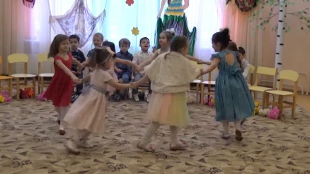 ШКОЛА 656 Утренник к 8 марта группы №12 в ДО Дмитровское шоссе д 86 А 06 03 2019 смотреть онлайн