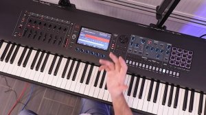 🎹Roland Fantom 8 Synthesizer/Workstation Keyboard Review & Demo  | 88-Key, PHA-50 Action﻿🎹