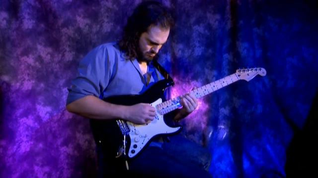 ROLAND G-5 VG Stratocaster Demo смотреть онлайн