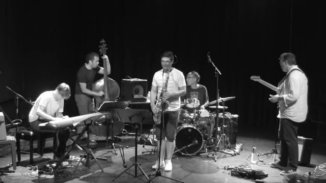 Extrait #1 Open Ways Quintet "Happy House" смотреть онлайн