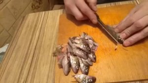 Разделываем мелкую рыбу (ЕРША) для котлет