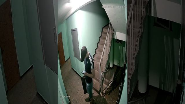 дурак Вызывает службы в ночное время (скорой, полиции, пожарной, такси) на мой адрес смотреть онлайн