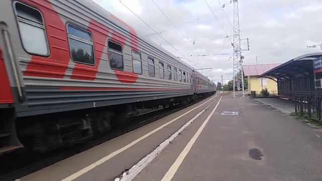 Электровоз ЭП1М-504 С Пассажирскими Вагонами На Ст Гороховец смотреть онлайн