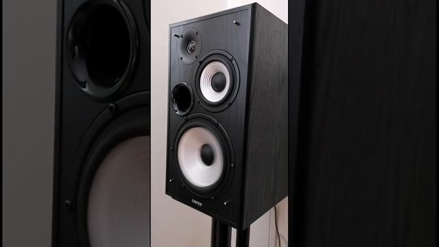 Edifier R2750db playing House music смотреть онлайн
