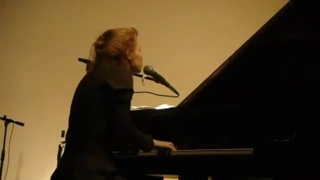 Ксения Фёдорова - Вновь весна повстречалась.. @ДОМ смотреть онлайн